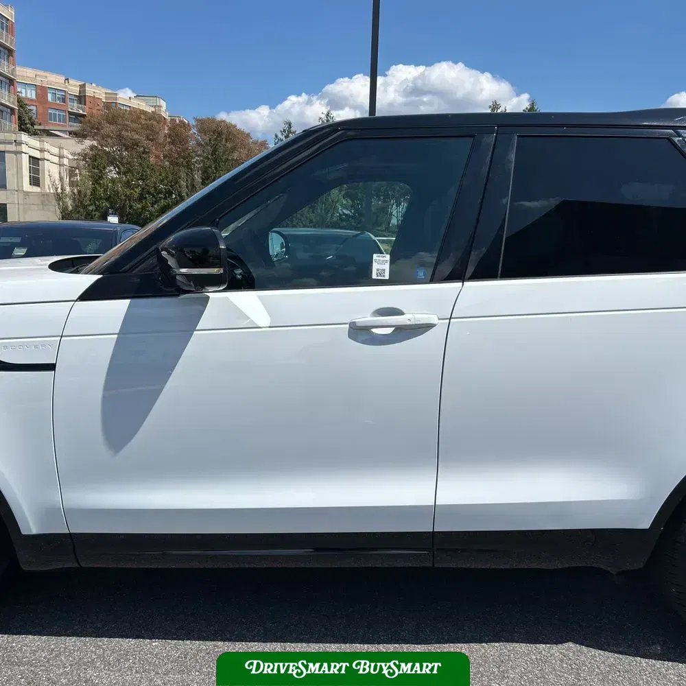 2024 Land Rover Discovery Dynamic SE P300