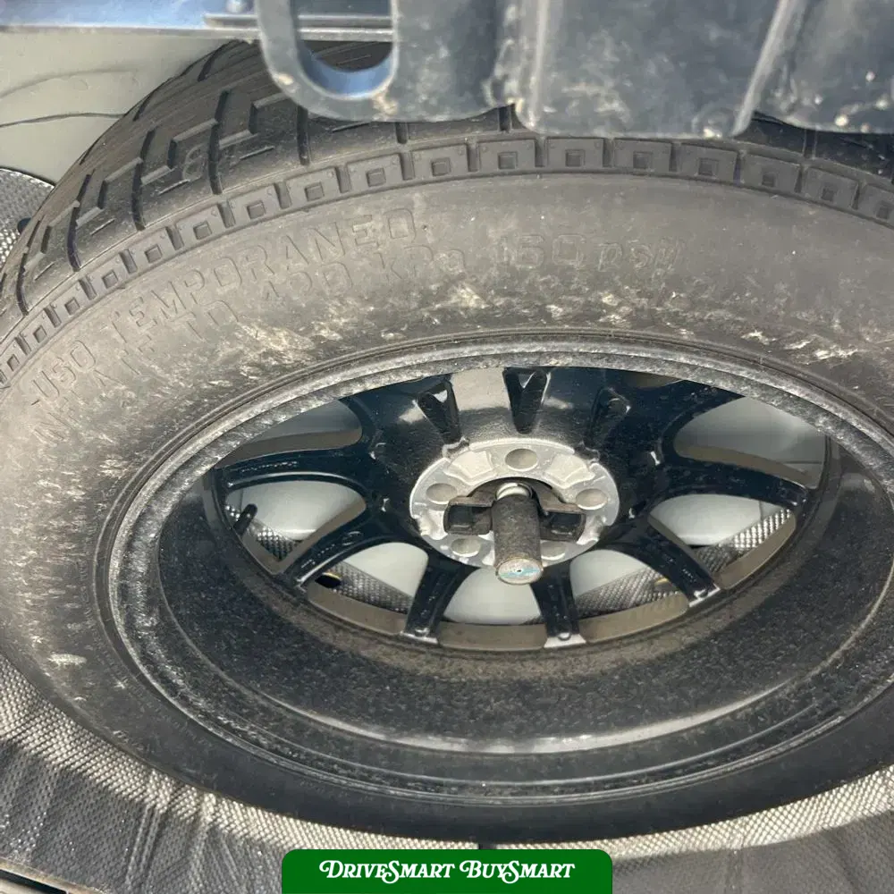 2024 Land Rover Discovery Dynamic SE P300