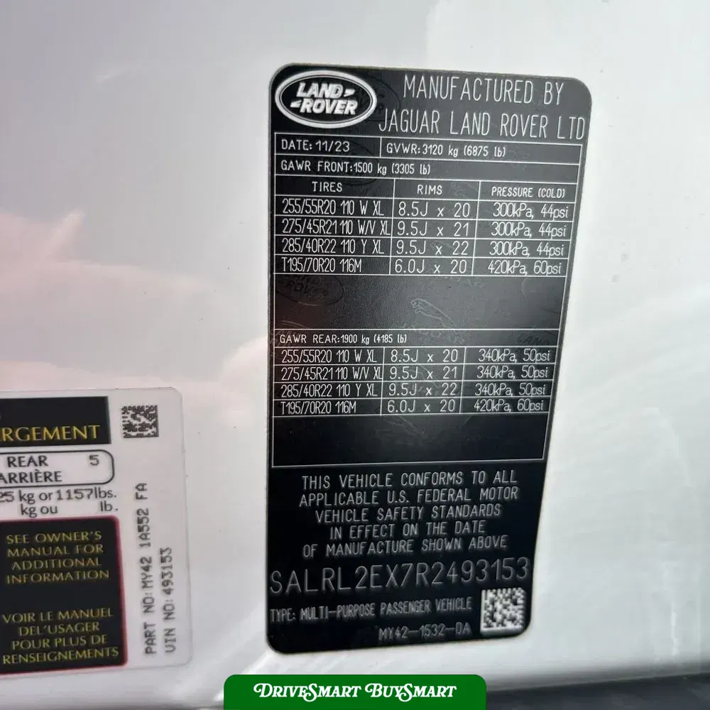 2024 Land Rover Discovery Dynamic SE P300