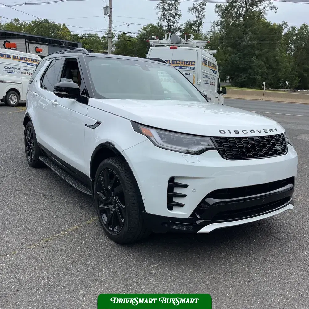 2024 Land Rover Discovery Dynamic SE P360