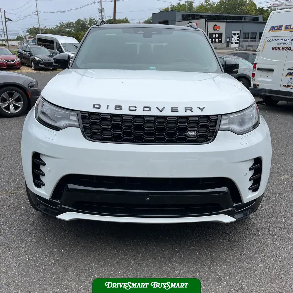 2024 Land Rover Discovery Dynamic SE P360