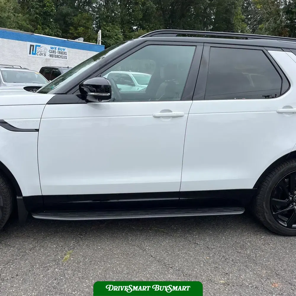 2024 Land Rover Discovery Dynamic SE P360