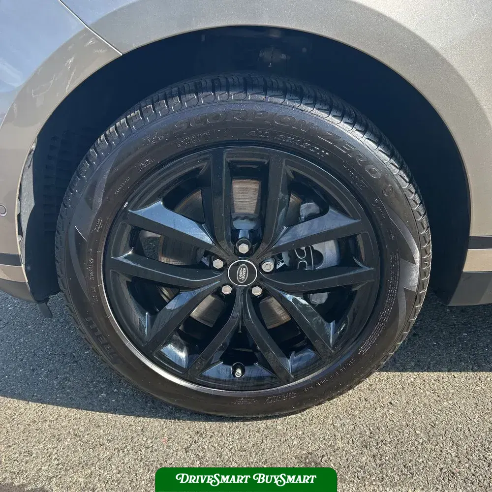 2026 Land Rover Velar  P250