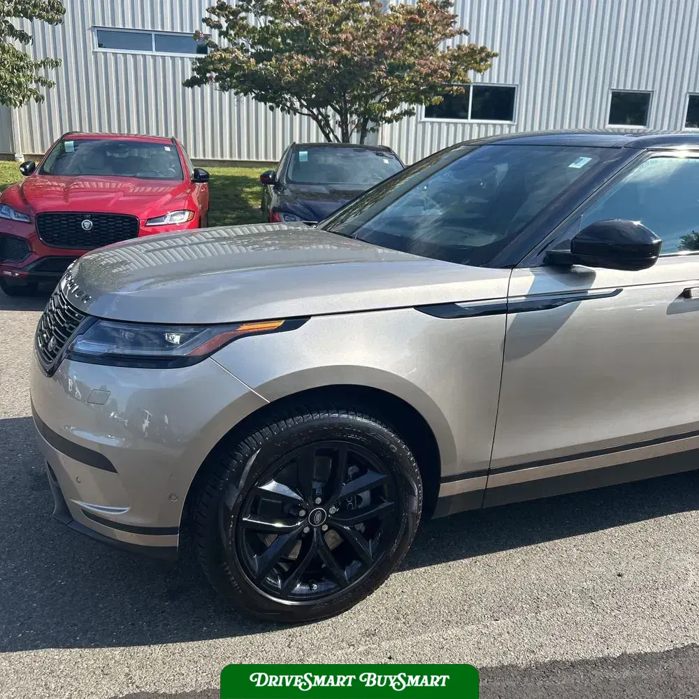 2026 Land Rover Velar  P250