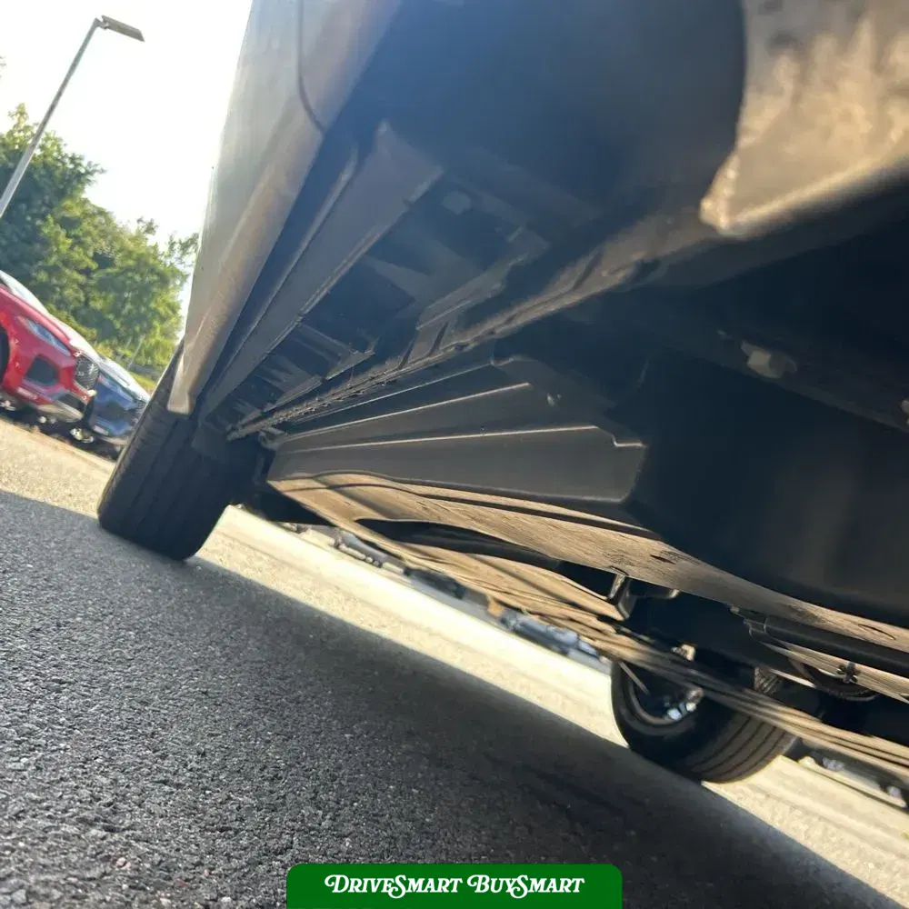 2026 Land Rover Velar  P250