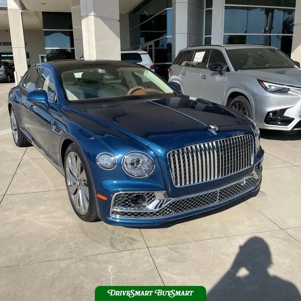 2022 Bentley Flying Spur Base