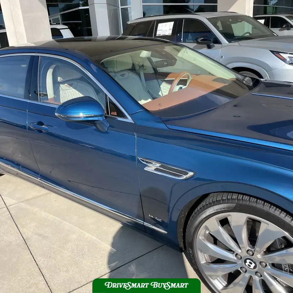 2022 Bentley Flying Spur Base