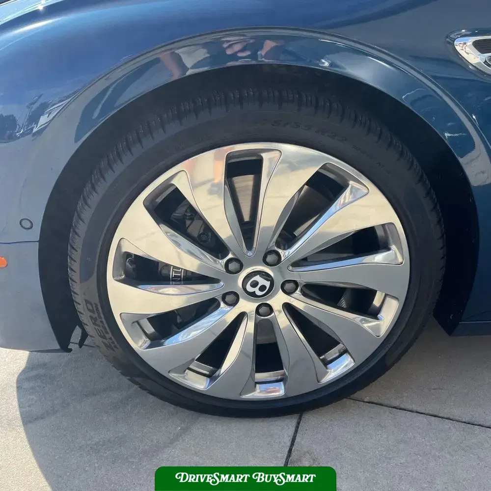 2022 Bentley Flying Spur Base