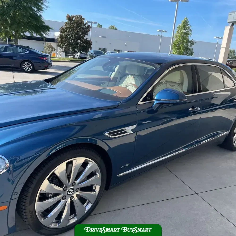 2022 Bentley Flying Spur Base