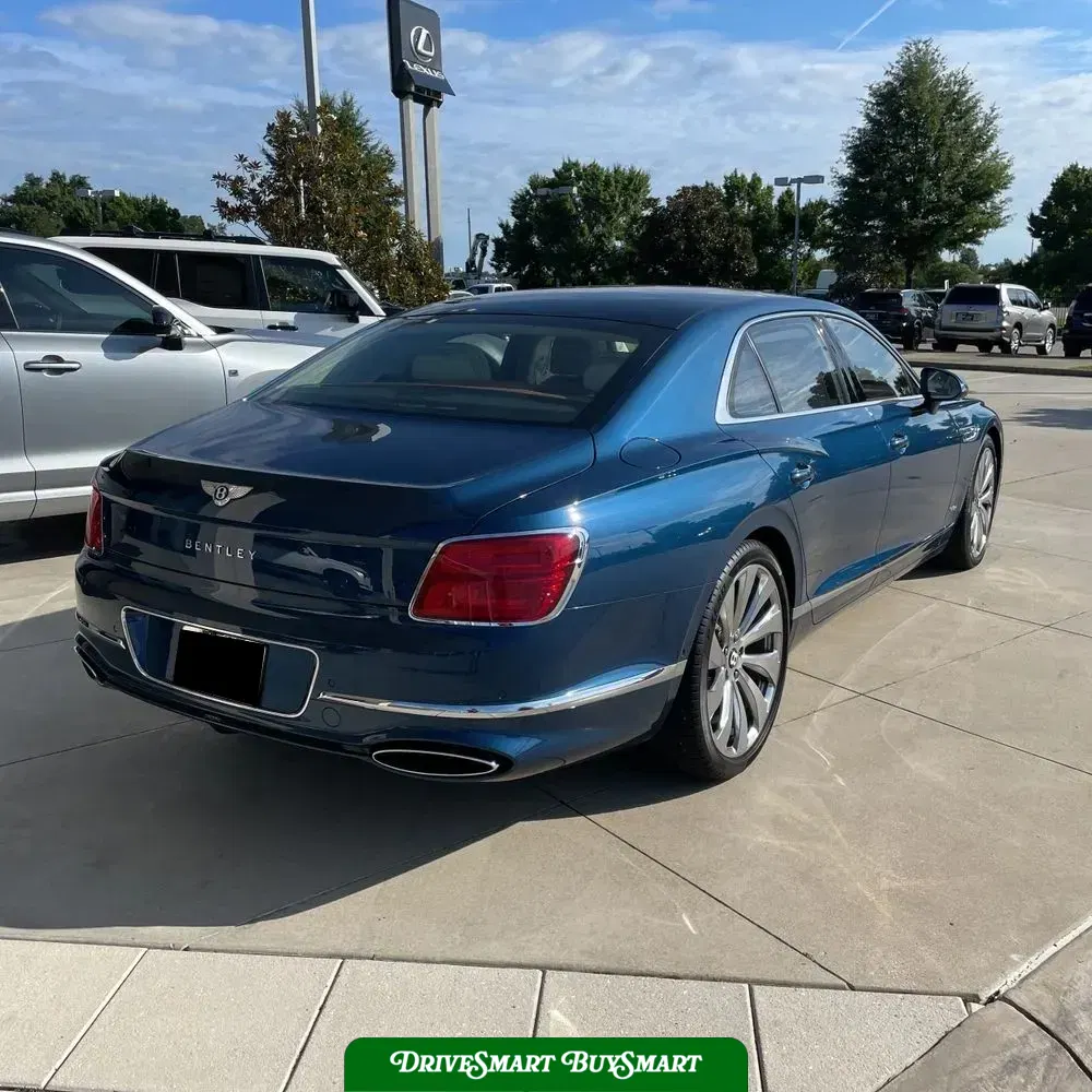 2022 Bentley Flying Spur Base
