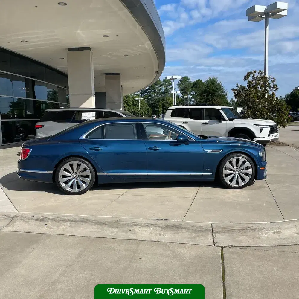 2022 Bentley Flying Spur Base