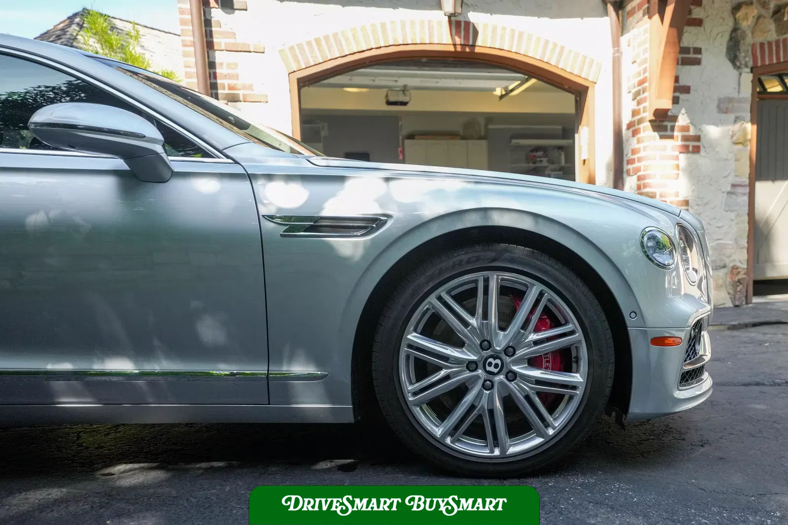 2022 Bentley Flying Spur V8