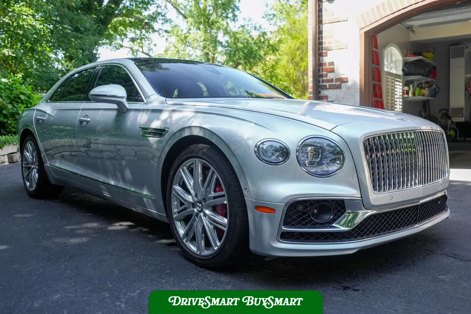 2022 Bentley Flying Spur V8