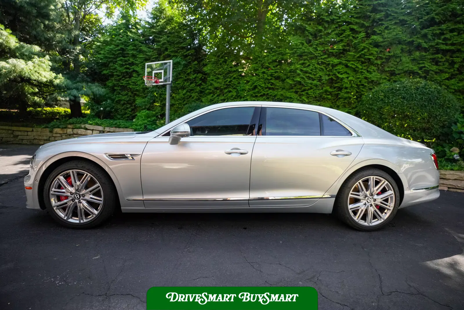 2022 Bentley Flying Spur V8
