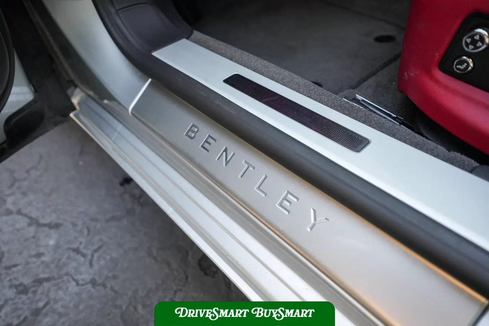 2022 Bentley Flying Spur V8