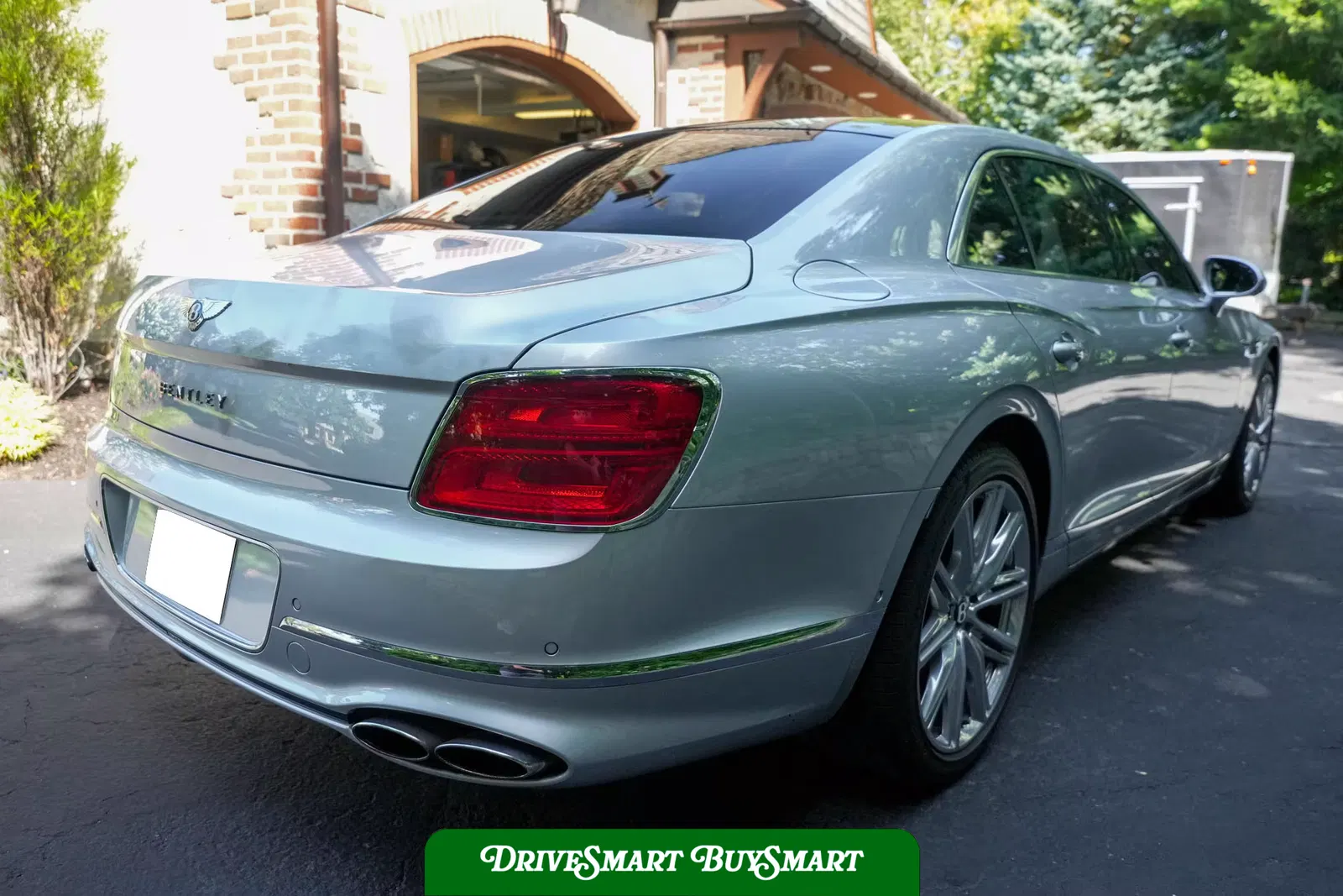2022 Bentley Flying Spur V8