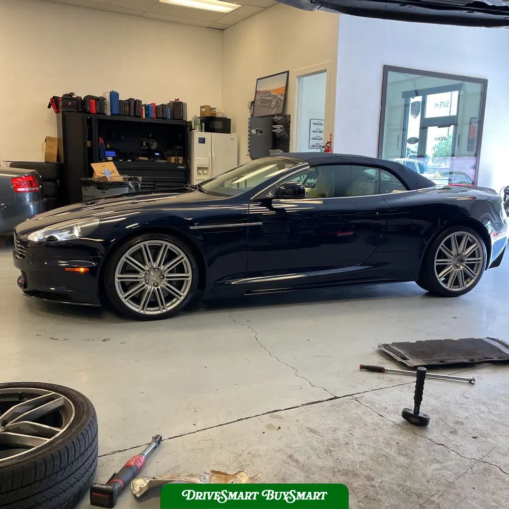2010 Aston Martin DBS Volante