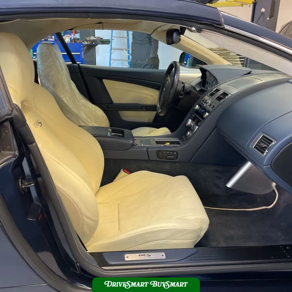 2010 Aston Martin DBS Volante