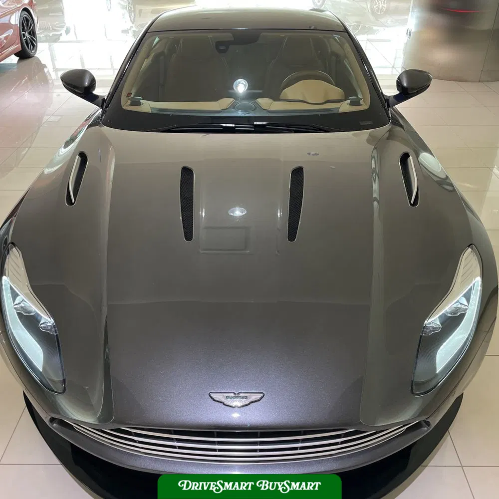 2017 Aston Martin DB11 Base