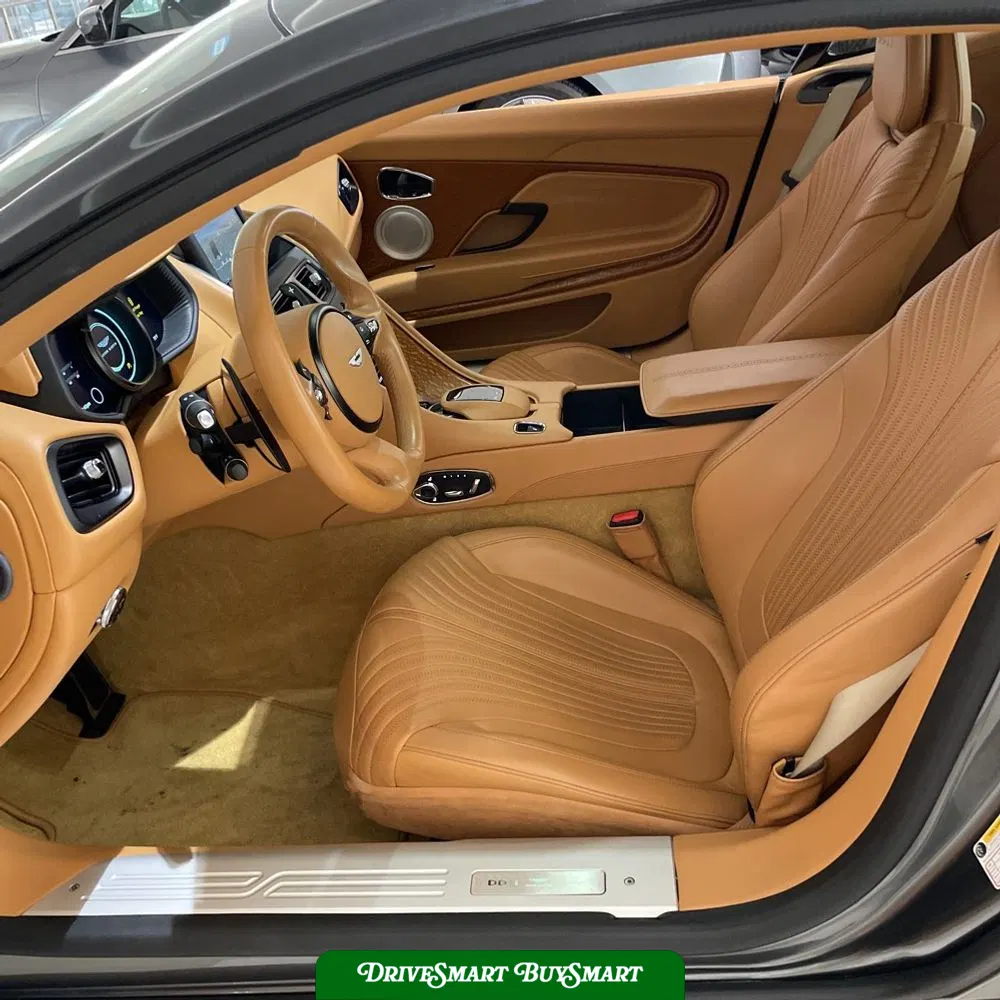 2017 Aston Martin DB11 Base