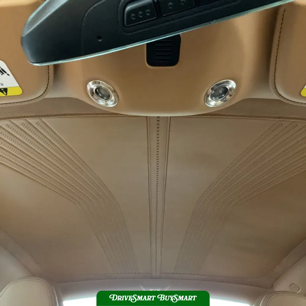 2017 Aston Martin DB11 Base