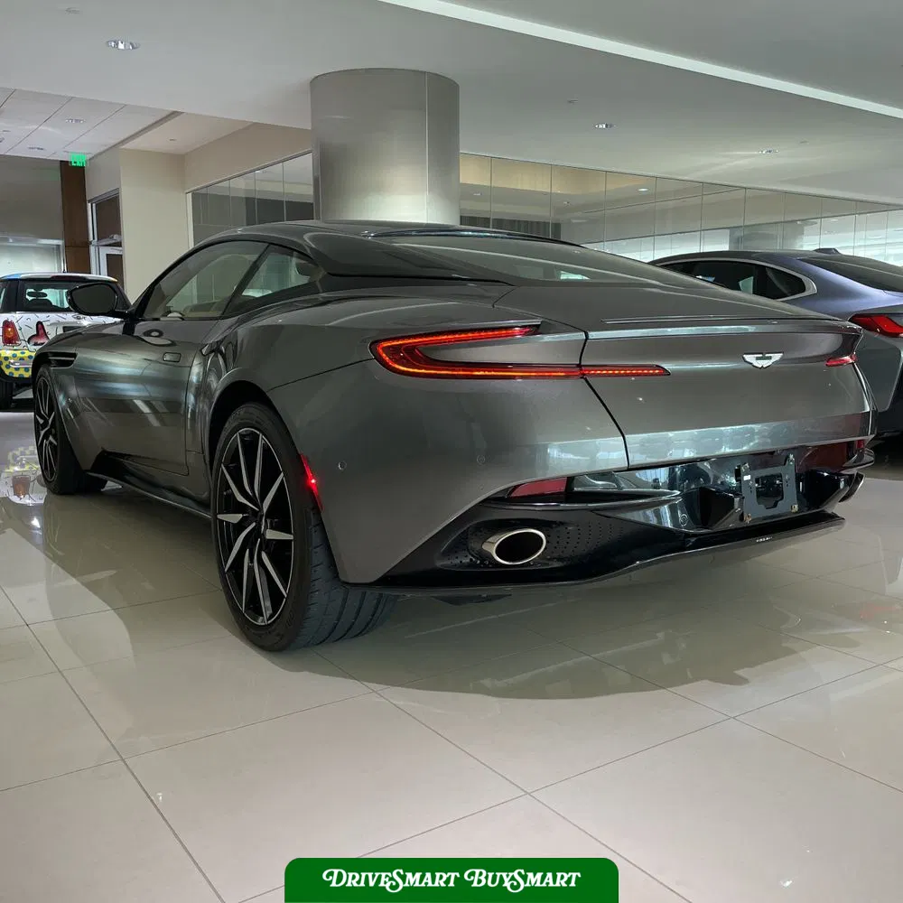 2017 Aston Martin DB11 Base