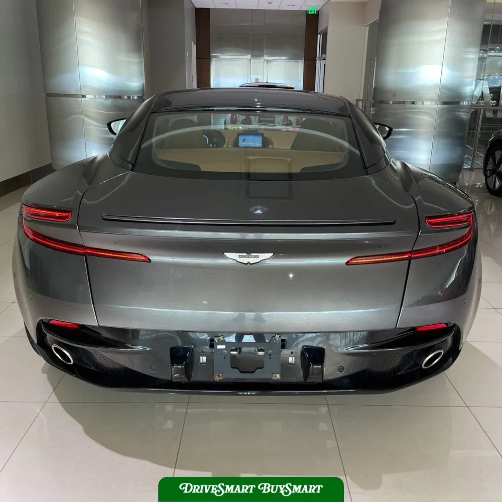 2017 Aston Martin DB11 Base