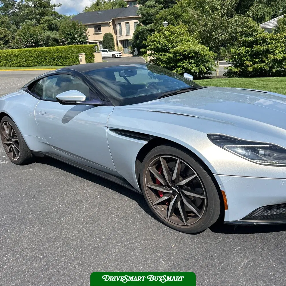 2018 Aston Martin DB11 Base