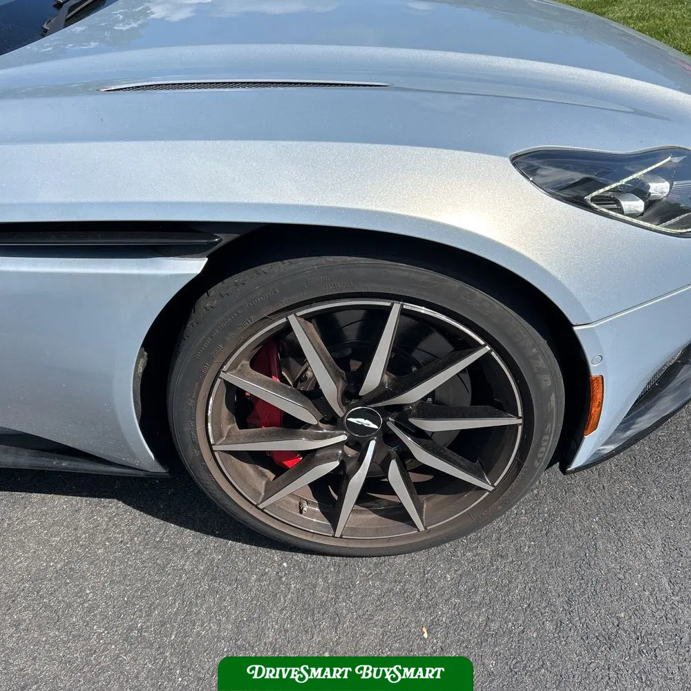 2018 Aston Martin DB11 Base