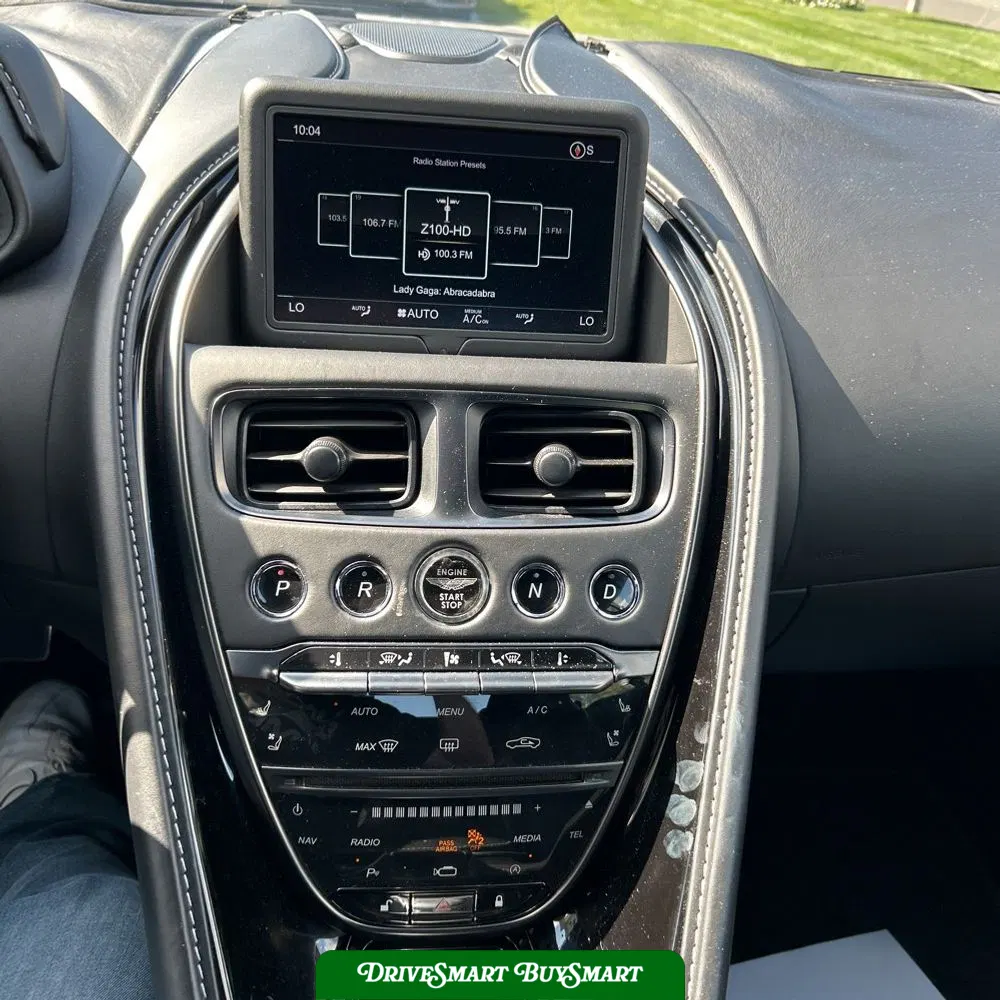 2018 Aston Martin DB11 Base