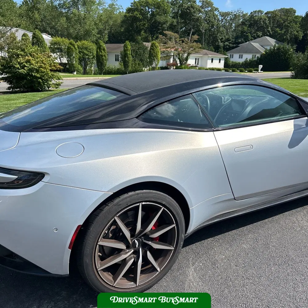 2018 Aston Martin DB11 Base