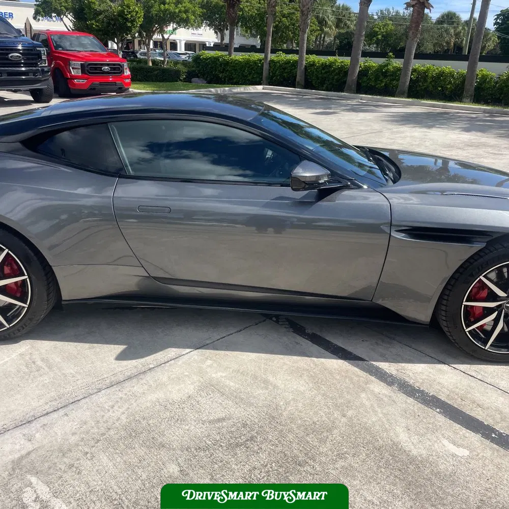 2018 Aston Martin DB11 Base