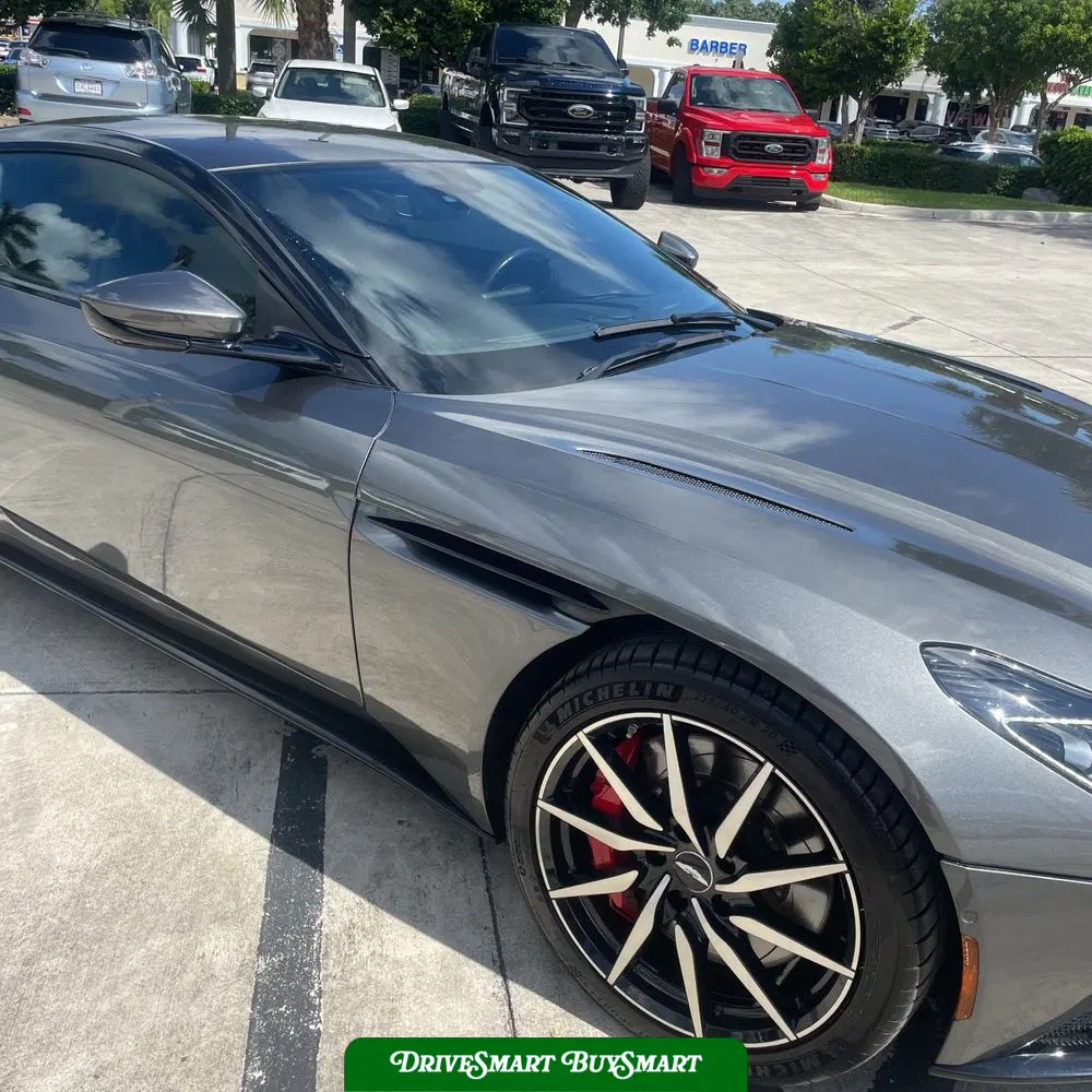 2018 Aston Martin DB11 Base