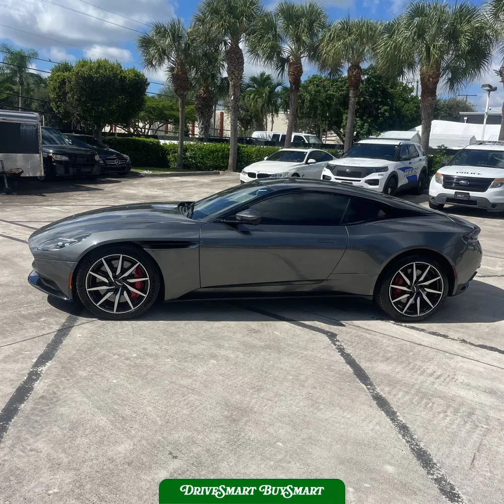 2018 Aston Martin DB11 Base