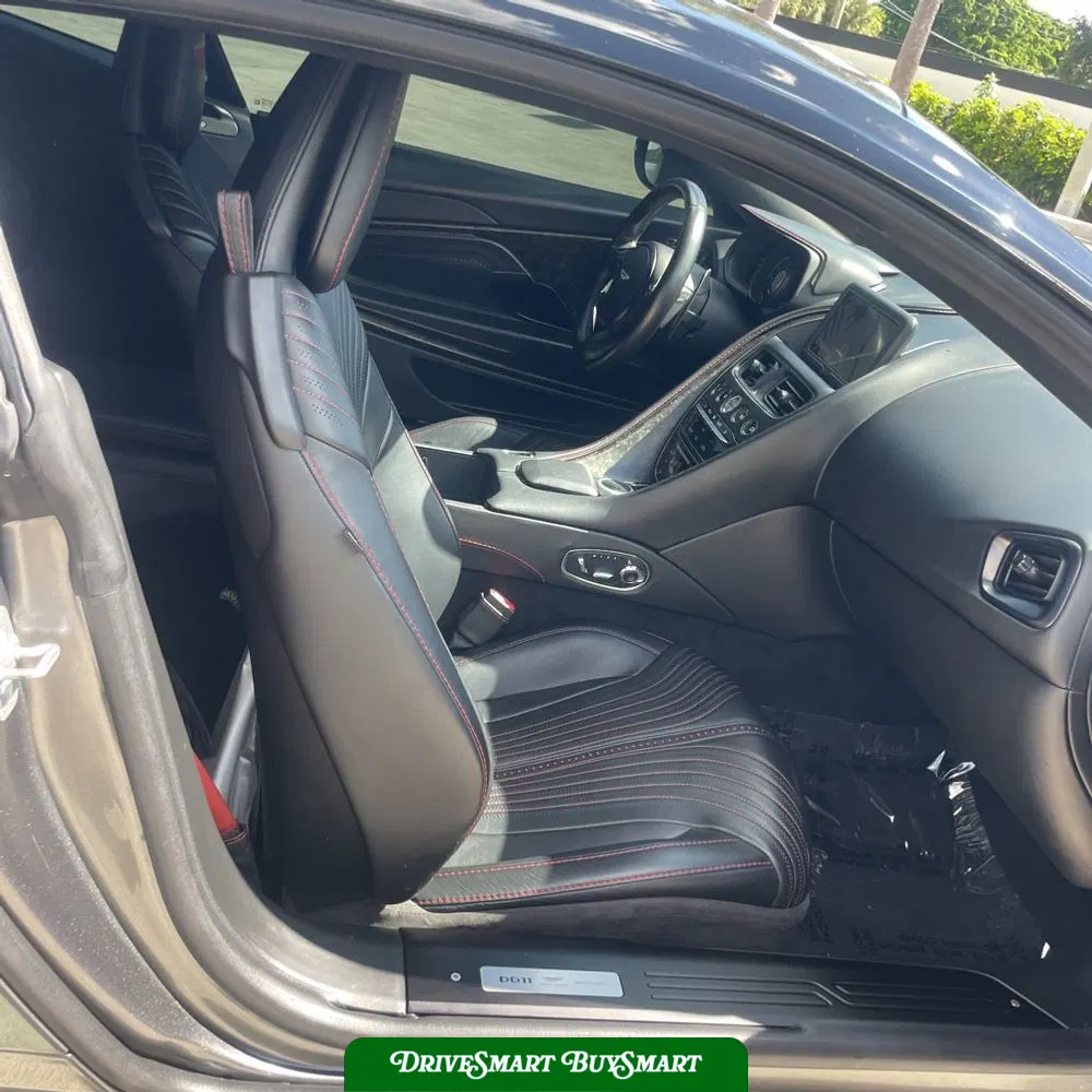 2018 Aston Martin DB11 Base