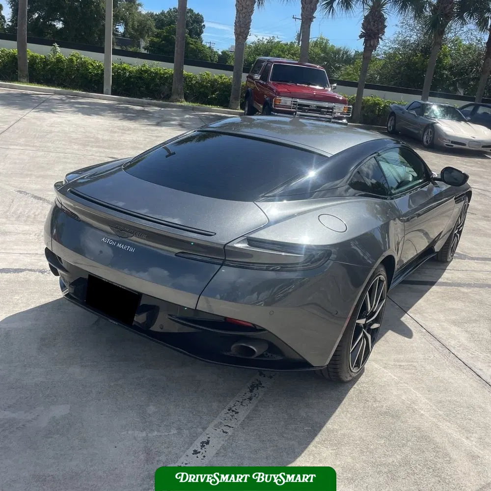 2018 Aston Martin DB11 Base