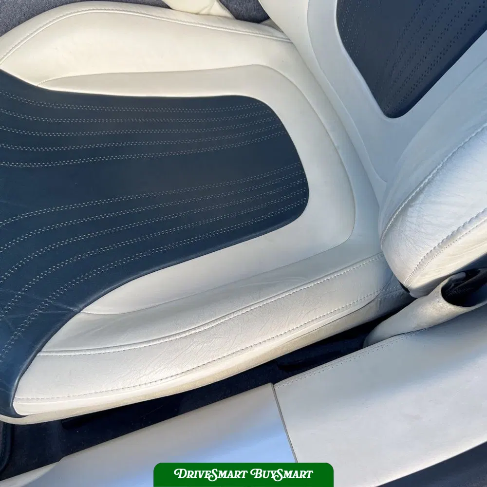 2020 Aston Martin DB11 Base