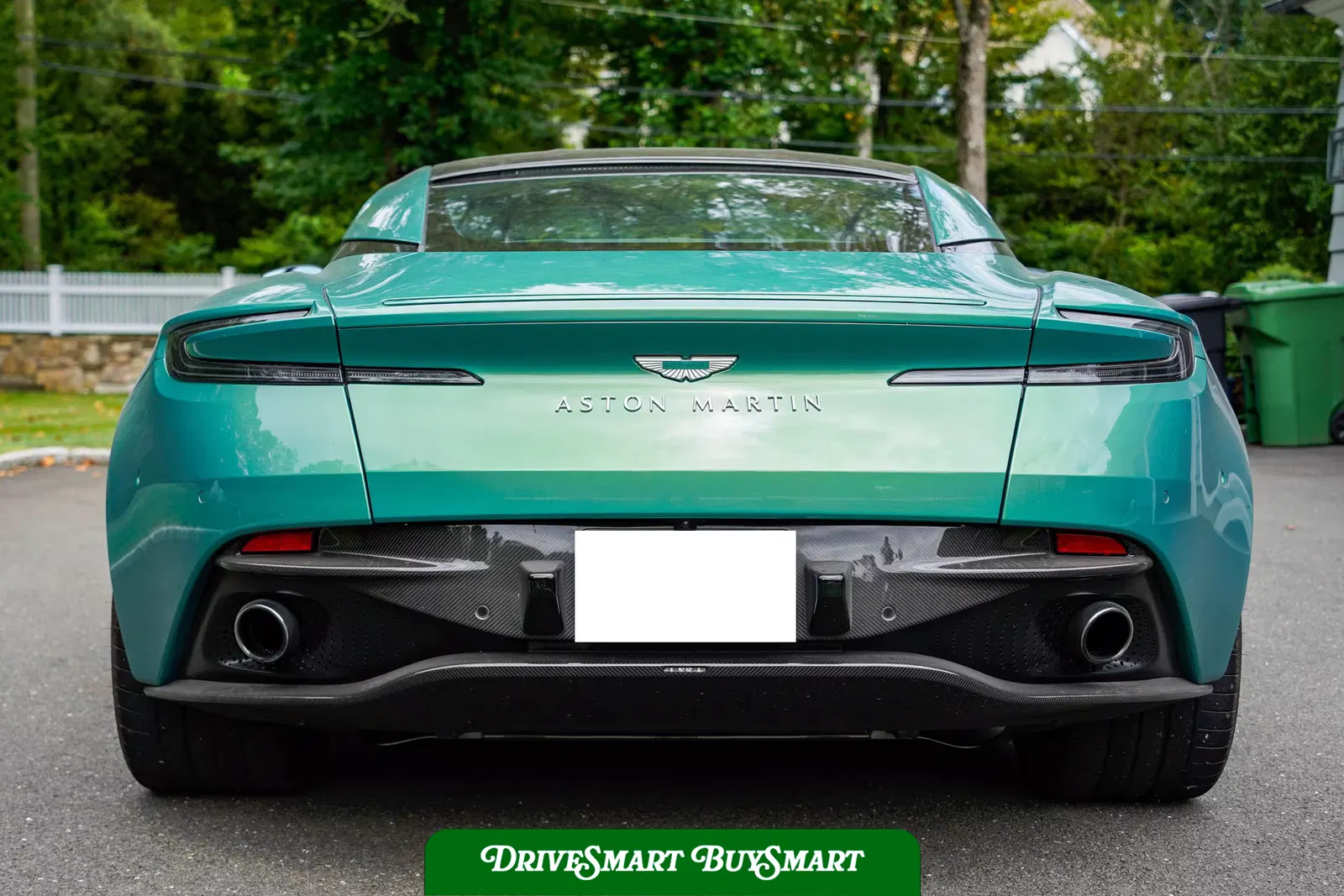 2025 Aston Martin DB12