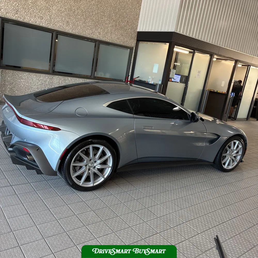 2020 Aston Martin Vantage Base