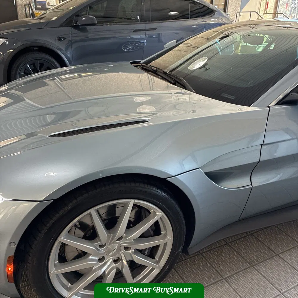 2020 Aston Martin Vantage Base
