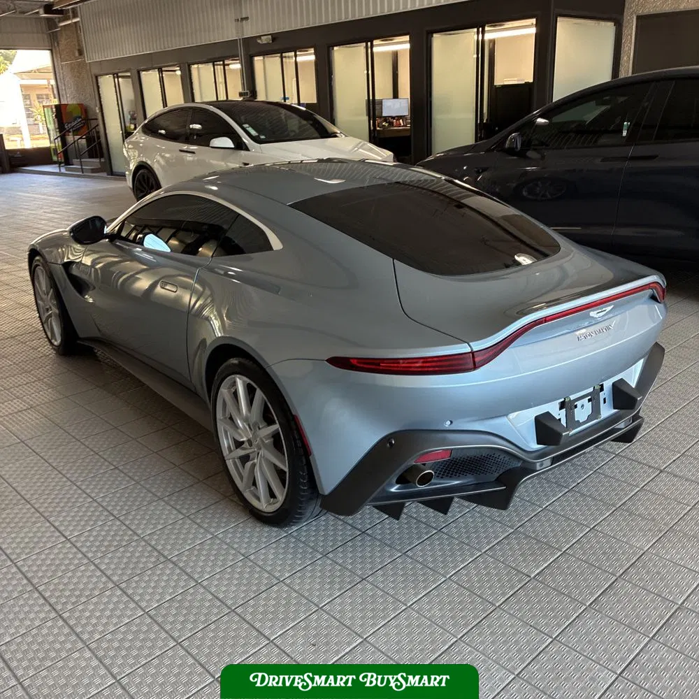 2020 Aston Martin Vantage Base