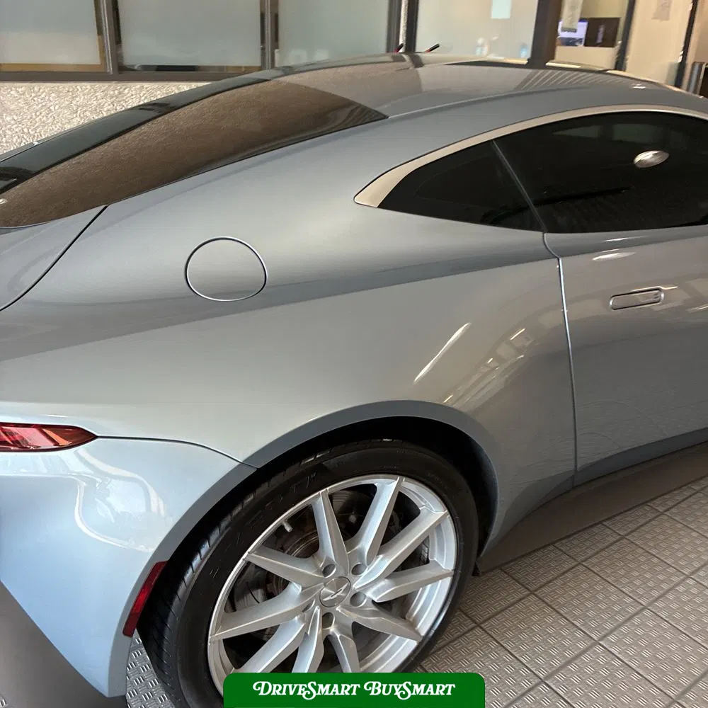 2020 Aston Martin Vantage Base