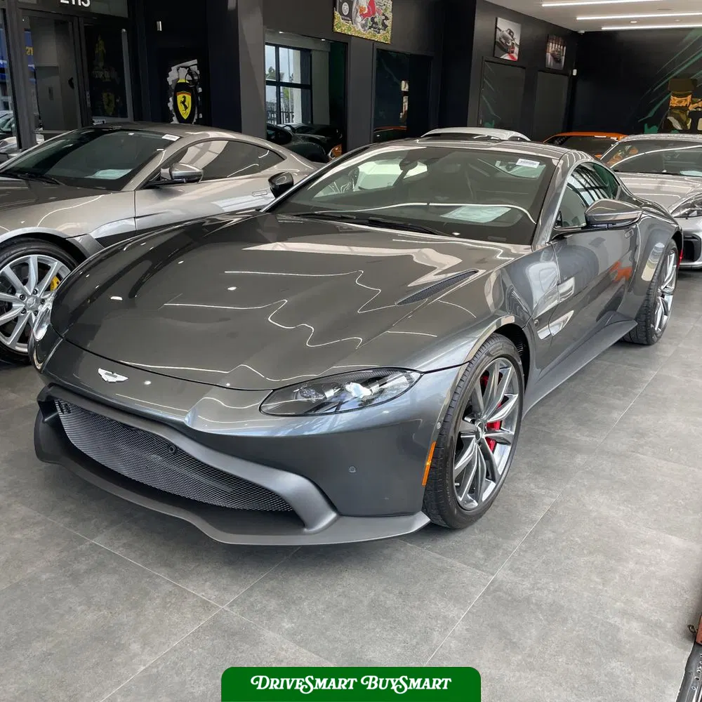 2020 Aston Martin Vantage Base