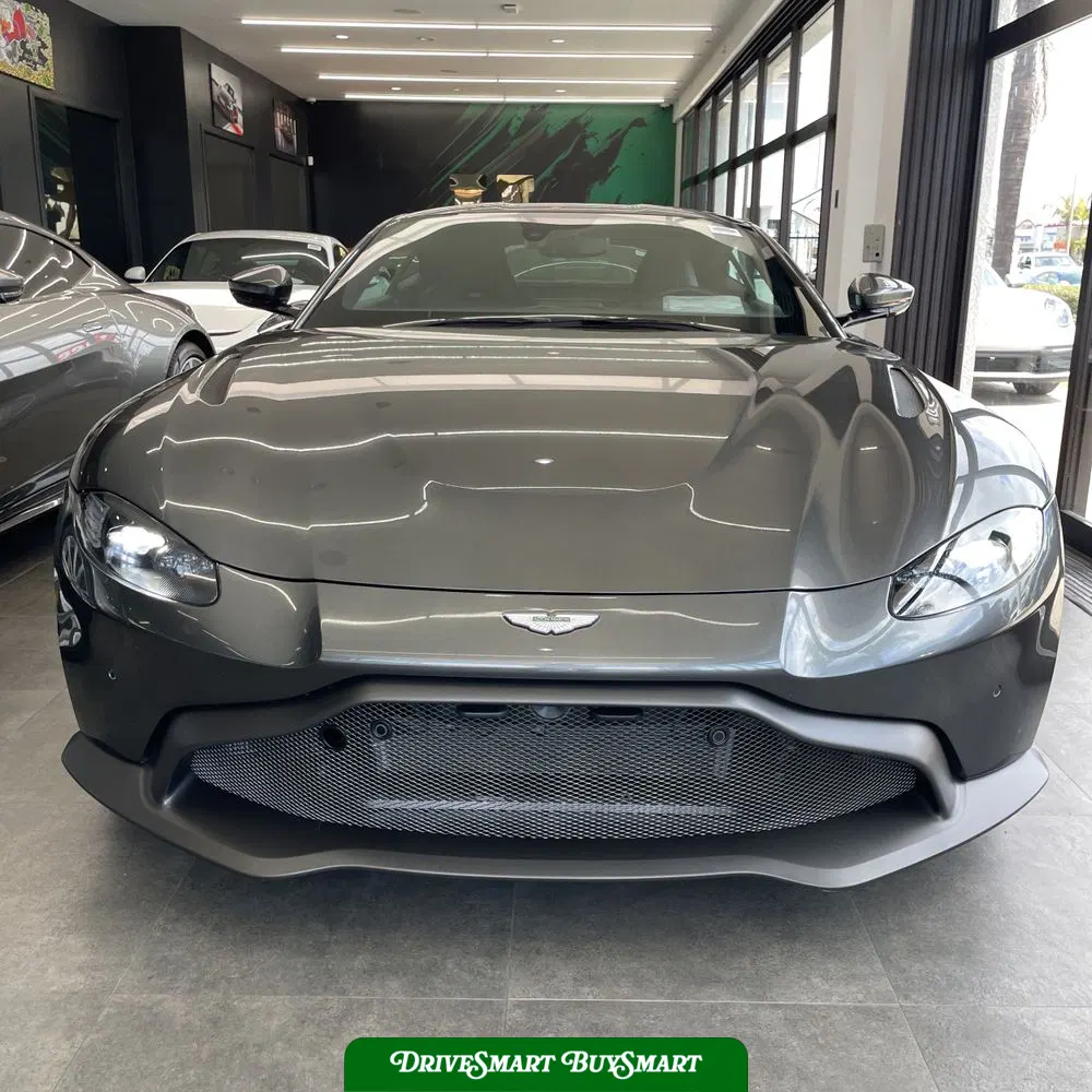 2020 Aston Martin Vantage Base
