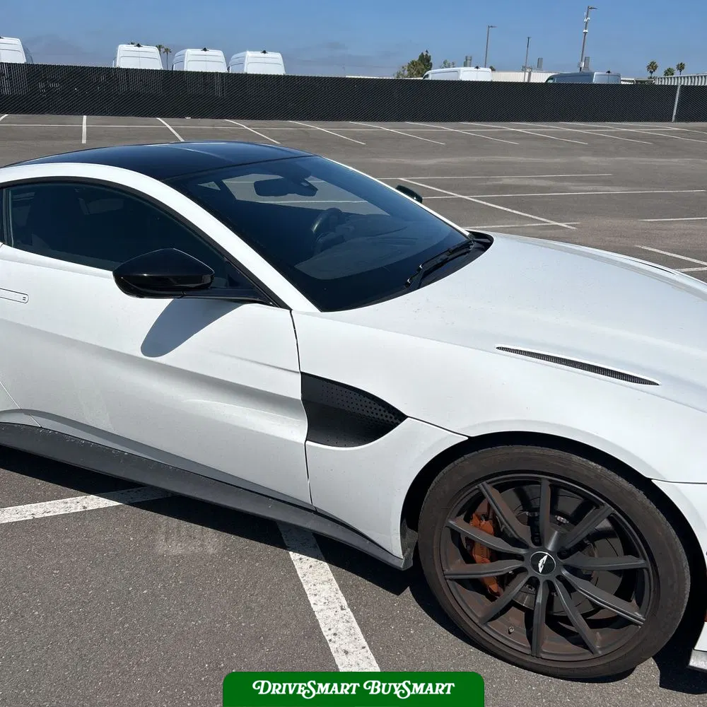 2020 Aston Martin Vantage Base