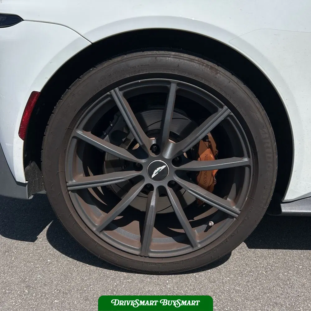 2020 Aston Martin Vantage Base