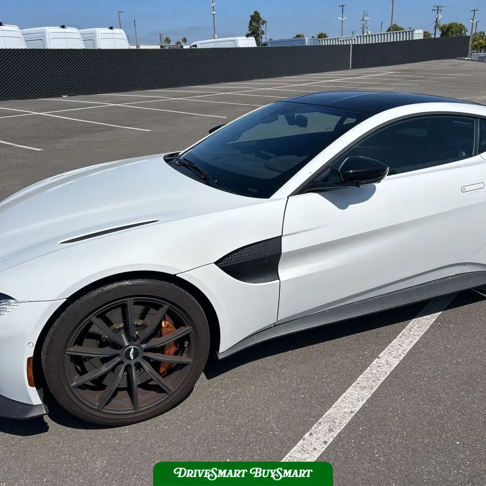 2020 Aston Martin Vantage Base