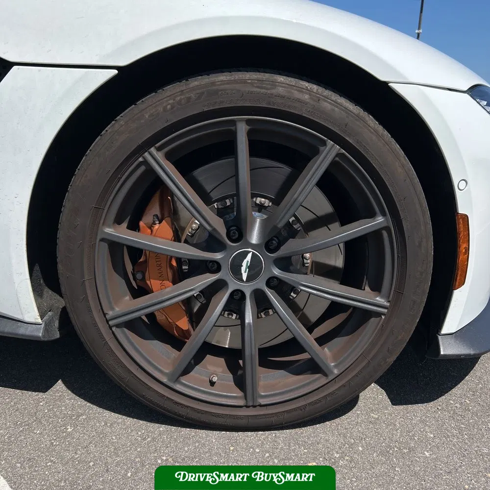 2020 Aston Martin Vantage Base