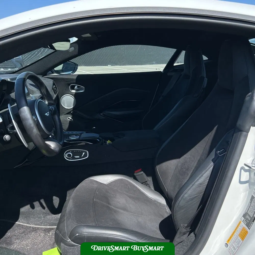 2020 Aston Martin Vantage Base