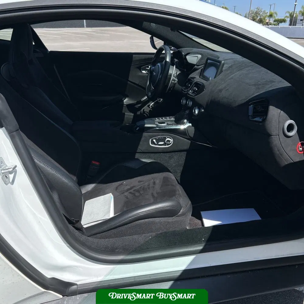 2020 Aston Martin Vantage Base